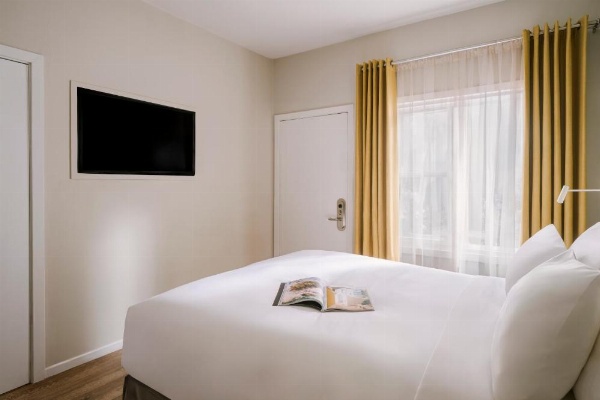 Hotel Beverly Terrace image 17